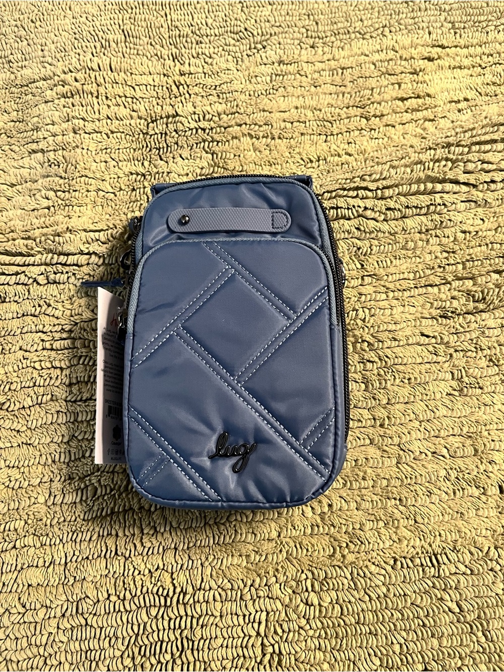 Lug - Skeeter Mini Bridge Convertible
Crossbody
Color: Blue Moon